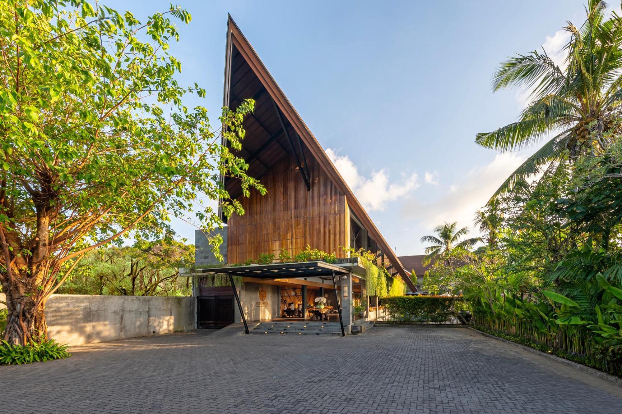 Kayumas Hotel